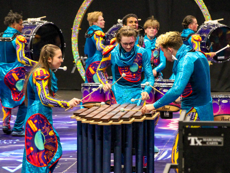Performing on a jewell marimba